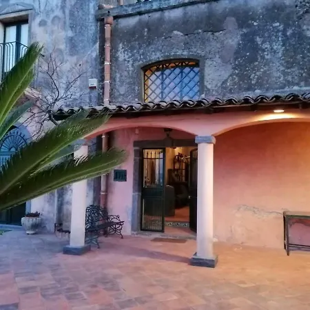 Antico Casale Dell'etna *